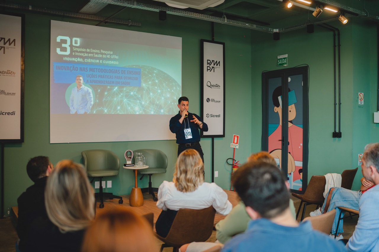 Palestra Daniel Bohn - Ensino, Pesquisa e Inovação